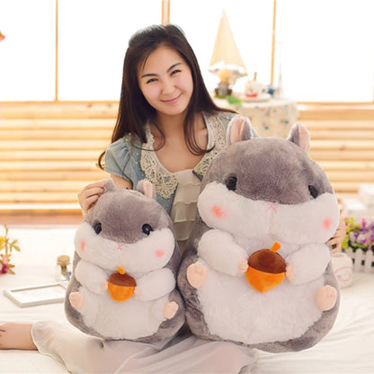 Cute Hamster Plush – Soft Cartoon Mouse Doll Holding Snacks, Bedroom Decoration, Perfect Birthday Gift