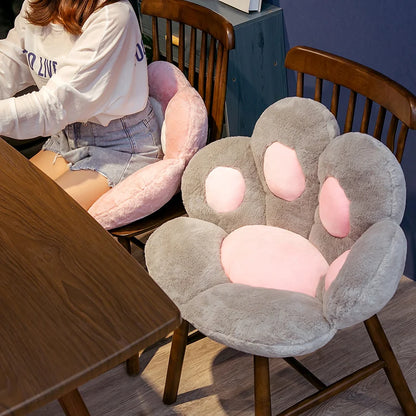 Kawaii Bear Paw Plush Mat – 70 cm Soft Animal Foot Pillow and Heart Cushion – Cute Home Decoration and Gift Idea