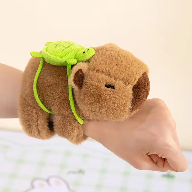 Kawaii Capybara Plush Wristband – Soft Snap Bracelet with Stuffed Animal Design, Cute and Fun Accessory Gift