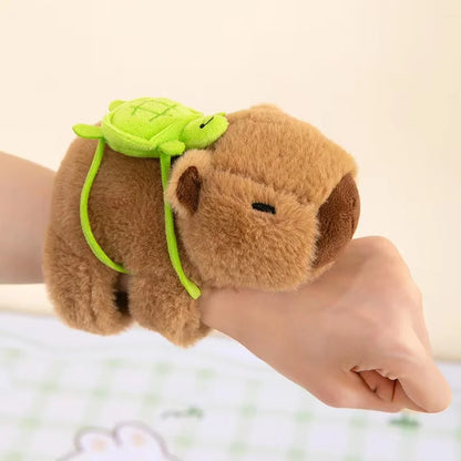 Kawaii Capybara Plush Wristband – Soft Snap Bracelet with Stuffed Animal Design, Cute and Fun Accessory Gift