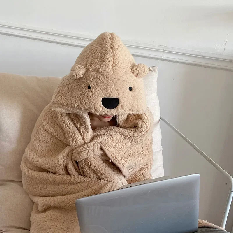 Kawaii Wearable Bear Blanket – Coral Velvet Hooded Cloak, Soft and Warm Throw for Winter